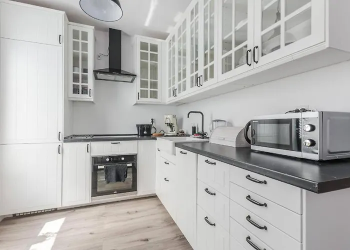 Close-urban Chic - Great Location - Kamienica Kollotaja 아파트 *